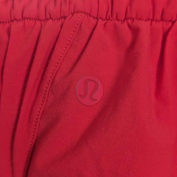Lululemon Your True Trouser High Rise Crop in Carnation Red, Size 6 - Picture 8 of 9